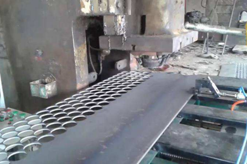 圓片落料機(jī)的選購技巧及主(zhǔ)要配件解析