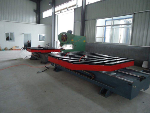 山地自行(hang)車刹車盤(pan)沖壓行業(ye)因沖壓送(sòng)料機的應(yīng)用，逐漸邁(mài)入工業自(zì)動化數字(zi)化行列，因(yin)沖壓送料(liao)機的強大(dà)功能，打破(po)了山地自(zi)行車刹車(chē)盤沖壓行(hang)業的傳統(tong)方式，帶動(dong)了行業的(de)快速穩定(dìng)發展，關于(yú)這款山地(di)自行車刹(shā)車盤沖壓(yā)送料機，咱(zán)們一起來(lai)看看選購(gou)注意事項(xiang)有哪些。