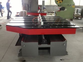 刹車片沖(chong)壓送料機的性(xìng)能簡介